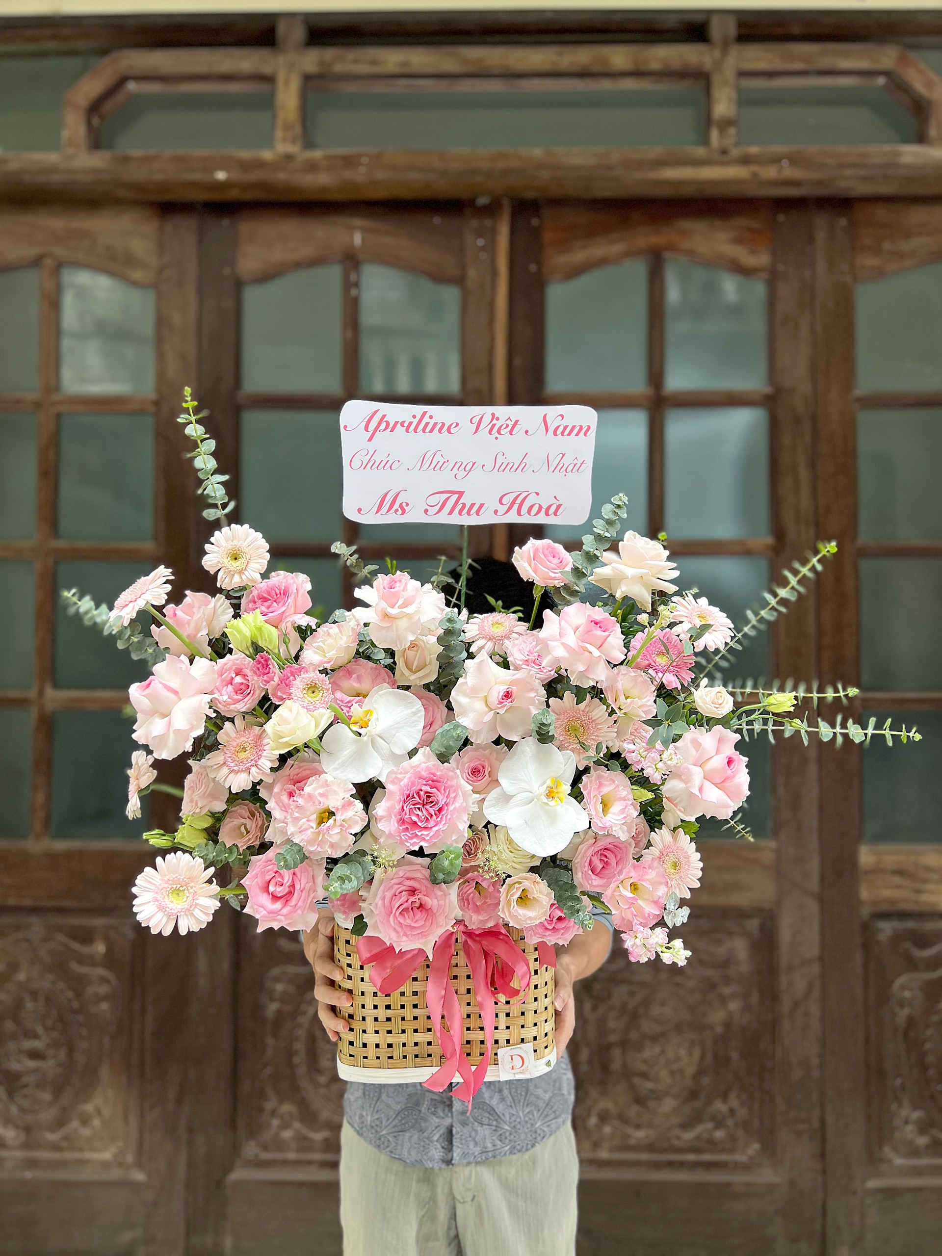 Giỏ hoa đẹp - HG016