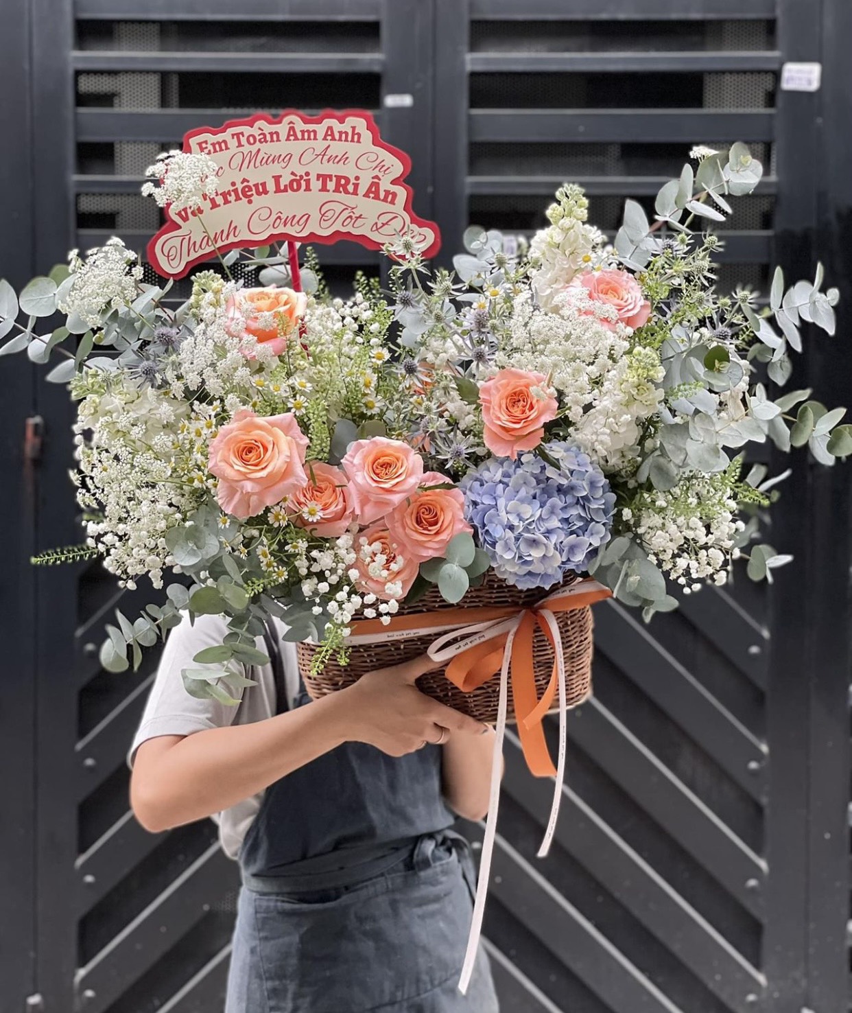 Giỏ hoa đẹp - HG020